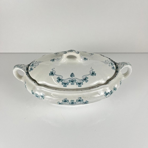 Image 1 of Plato de verduras Villeroy & Boch, modelo "Trèfle - Klee", azul, 1890-1900
