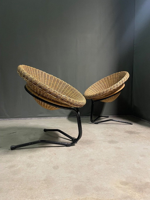 Rare pair of 'Rohe' Wicker and Metal Lounge Chairs 1960