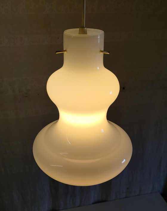 Scandinavian Style Pendant Lamp in Opaline Glass - 1950s (photo 7 of 8)