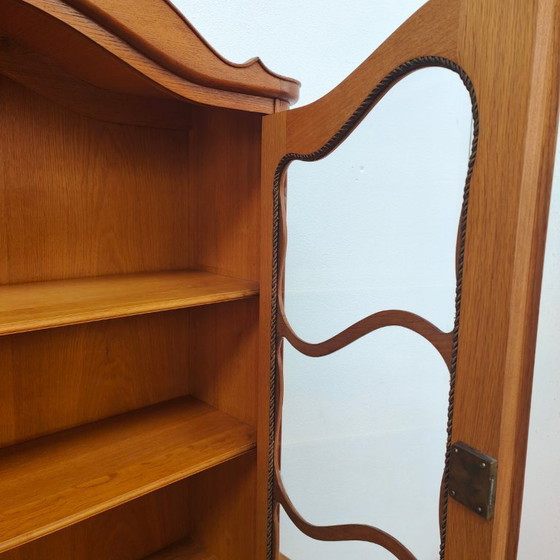 Image 1 of Vintage Queen Ann kast vitrinekast buffetkast servieskast