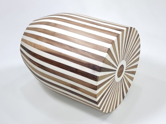 Image 1 of Tavolino in legno e resina fatto a mano – Handgemaakte Hout & Resin Bijzettafel