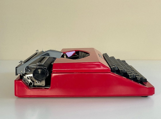 Image 1 of Machine à écrire vintage Sperry Remington Idol rouge années 1980, style rétro