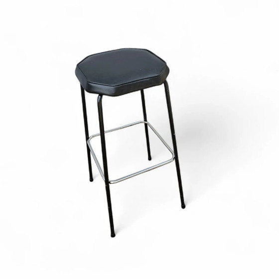 Set of 3 model AP 2R bar stools by Hein Salomonson for AP Originals / 1960s – Barstools (photo 10 of 15)