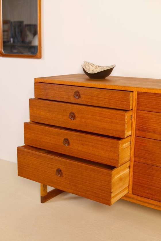Image 1 of Cassettiera in rovere e teak di Børge Mogensen per Karl Andersson & Söner, 1958
