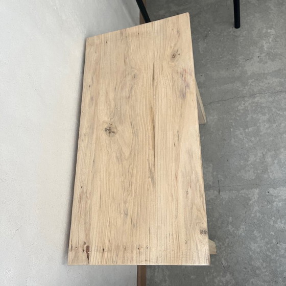 Image 1 of Bureau en bois brut
