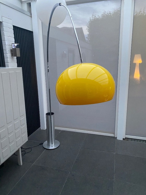 Image 1 of Lampada da terra a fungo dal design vintage