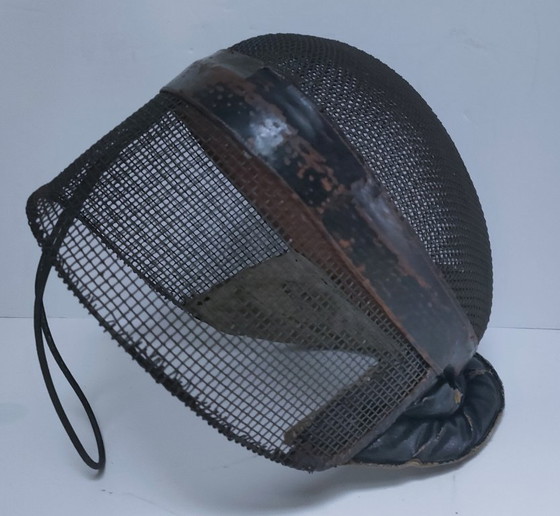 Image 1 of maschera da scherma in pelle e metallo dei primi del XX secolo