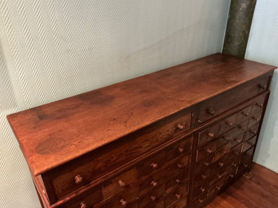 Image 1 of Cassettiera industriale antica.