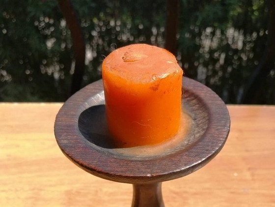 Image 1 of Antieke kandelaar van hout en smeedijzer