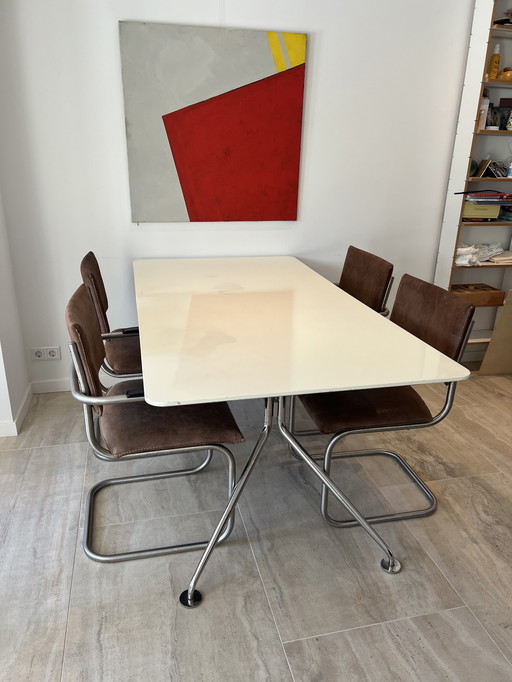 Calligaris table