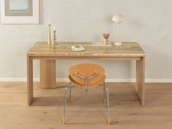 Image 1 of Uniek marmeren en houten bureau