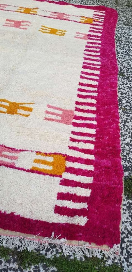 Hand-knotted Berber wool rug 271x167cm