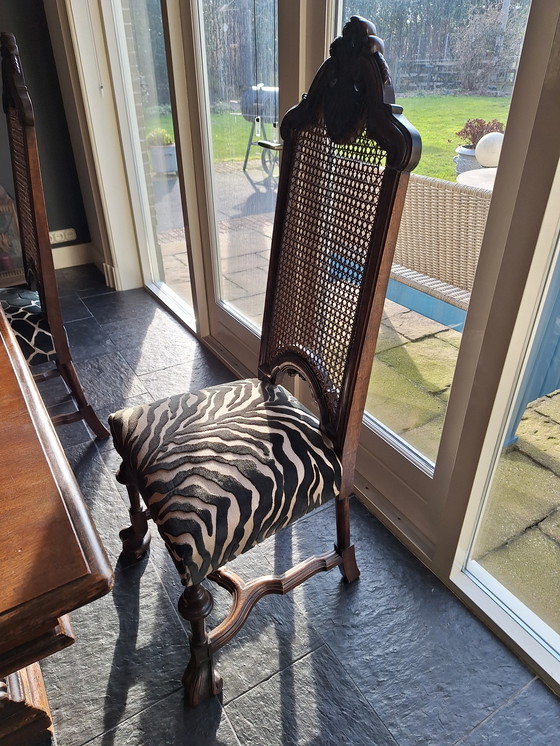 Image 1 of Antique table with 6 chairs in good condition