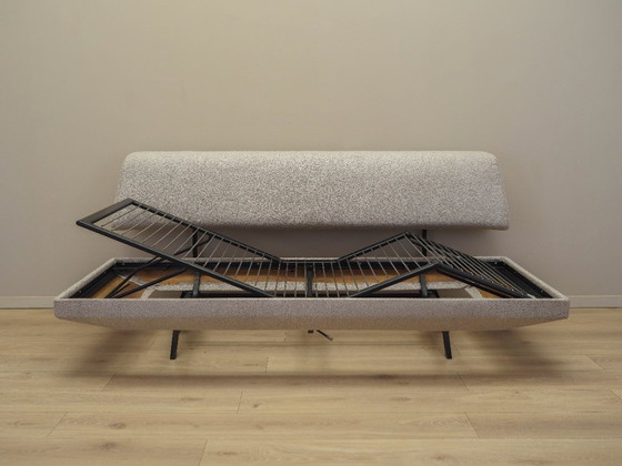 Image 1 of Canapé-lit, design italien, années 1970, fabrication : Italie