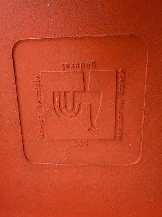 Image 1 of Chaise design orange – Étienne Fermigier (vers 1970)