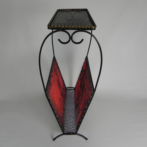 Image 1 of Vintage stalen bijzettafeltje met tijdschriftenrek, jaren 50