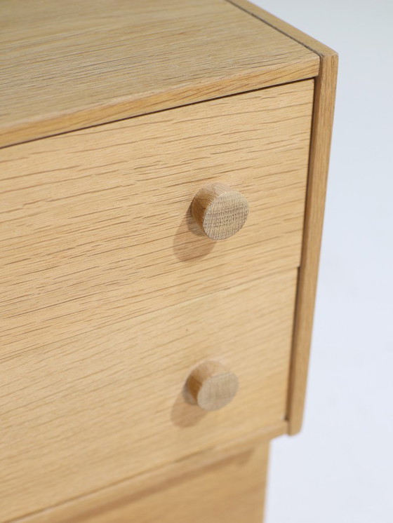 Image 1 of Ensemble de tables de chevet en chêne, style danois vintage années 1960