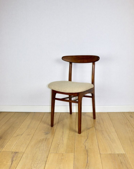 Image 1 of Hałas vintage chairs beige boucle - set of 3