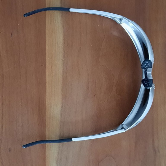 Vintage lightweight silver sunglasses by Rudy Project (Noosa/Tayo) – Gifts, Plastic (photo 6 of 9)