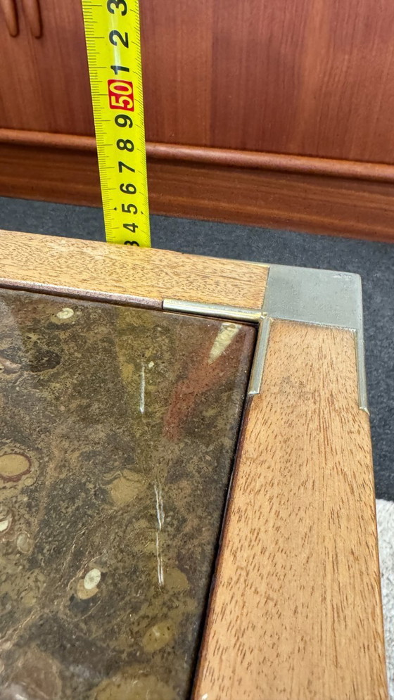 Image 1 of Mesa de centro Fossil de Ronald Schmit (mármol)