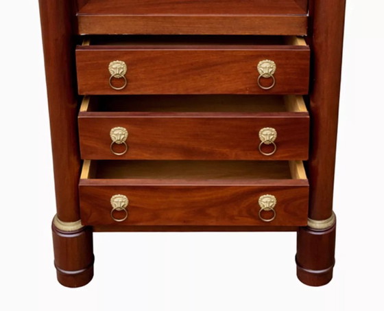 Image 1 of Scrivania in stile Impero con piano in marmo bianco, finitura mogano e ottone, 6 cassetti