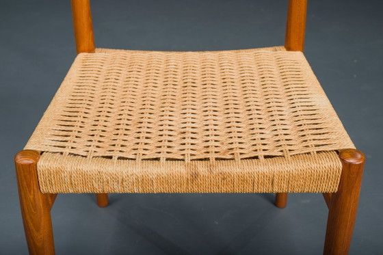 Image 1 of Dänischer Teakholz-Esszimmerstuhl mit Geflecht von Henning Kjaernulf für Koruo Stolefabrik, 1960er Jahre