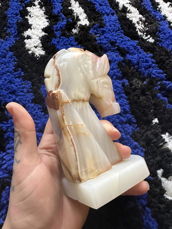 Image 1 of Cavalieri d'epoca in onice intagliati a mano