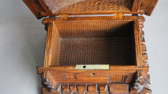 Image 1 of Wooden box, log cabin style, handmade, unique piece with secret compartment for the key