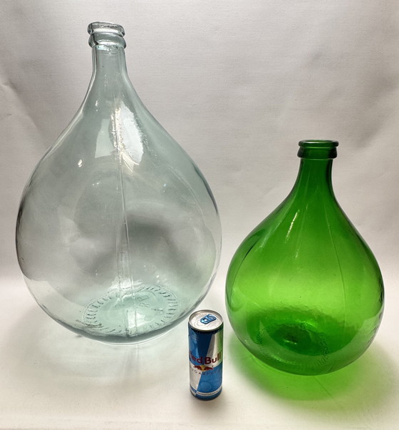 Image 1 of Satz von 2 alten Glasflaschen (VEBAU 54L & 10L, Italien)