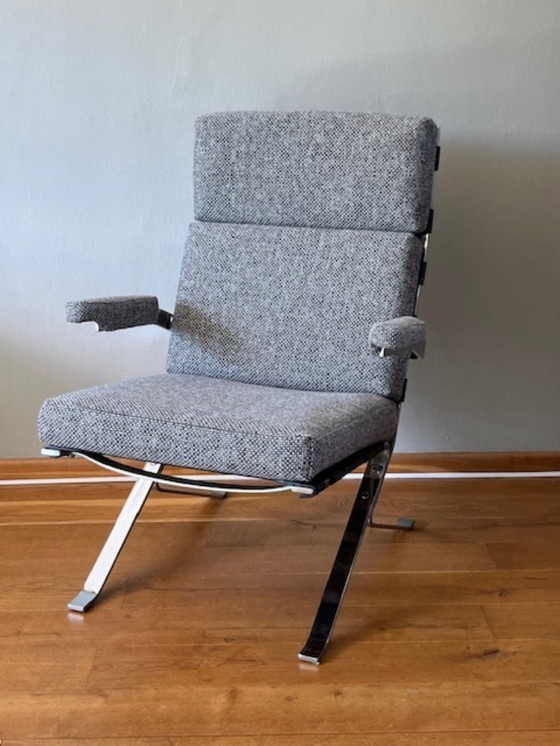 Image 1 of Olivier Mourgue armchair The Joker for Airborne