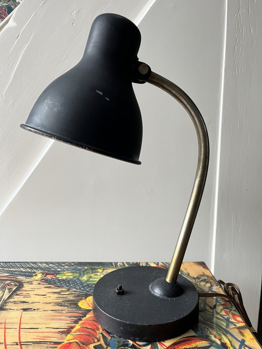 Bellissima lampada da tavolo vintage Bauhaus