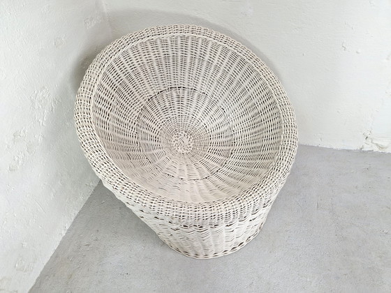 Image 1 of Weißer Rattan-Eimersessel, 1970er Jahre