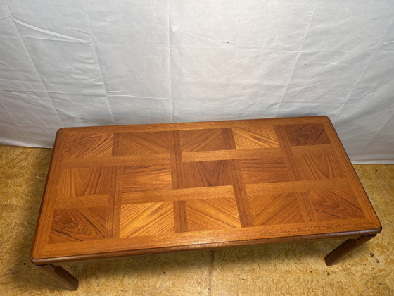 Image 1 of Stunning Mid-Century Retro Vintage Teak Coffee Table by Nathan Furniture – 1960s–1970s