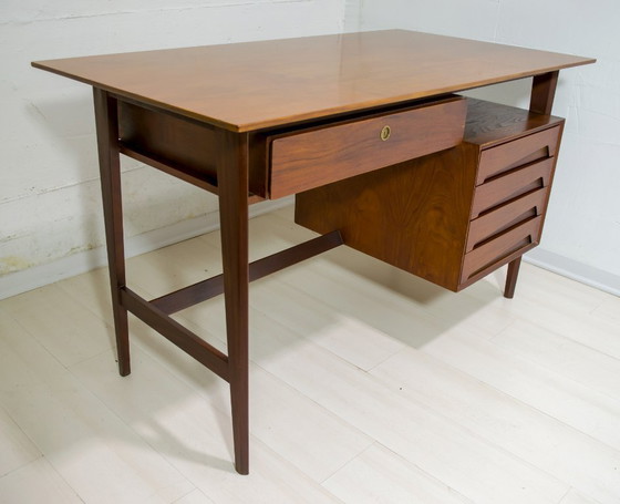 Image 1 of Vittorio Dassi Mid-Century Modern Italienischer Teakholz-Schreibtisch und Stuhl, 1950er Jahre