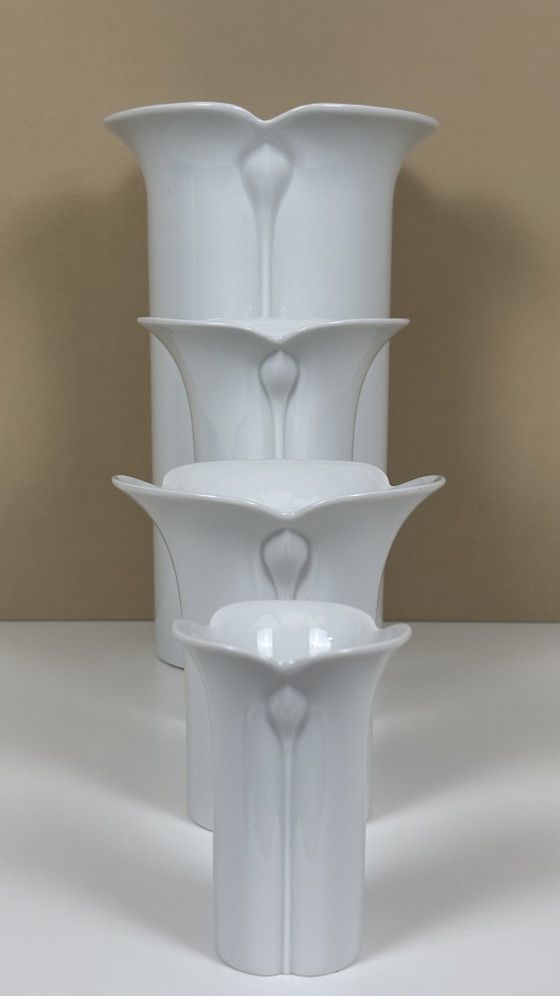 Set di 4 vasi Corso Cnospa in porcellana bianca, Arzberg, Germania. – Porcelain (photo 12 of 12)