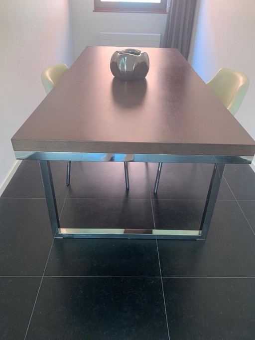 Table de salle à manger en wengé chromé