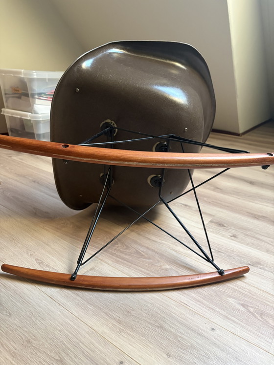 Brown Herman Miller RAR Rocking Chair Design Charles Eames – Metal, Textile (photo 5 of 7)