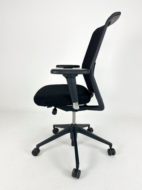 Image 1 of Vitra ID MESH Chair