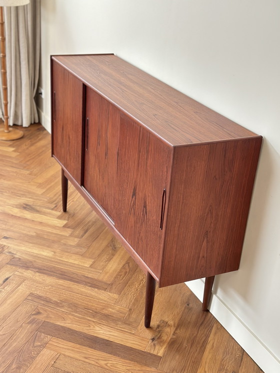 Mobile pensile vintage in legno di teak danese, anni '50/'60/'70 – Credenze alte, Wood (photo 3 of 15)