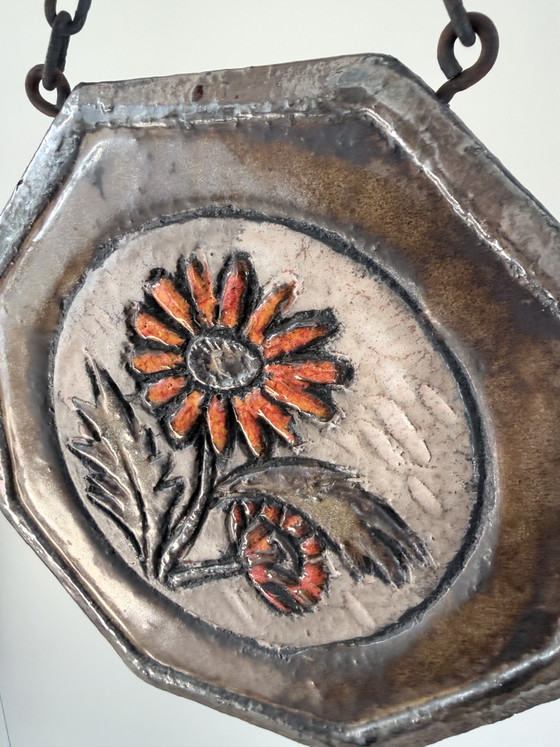 Vintage ceramic wall plate / wall object with floral relief, 60s/70s, Wall decoration, Orange (photo 5 of 7)