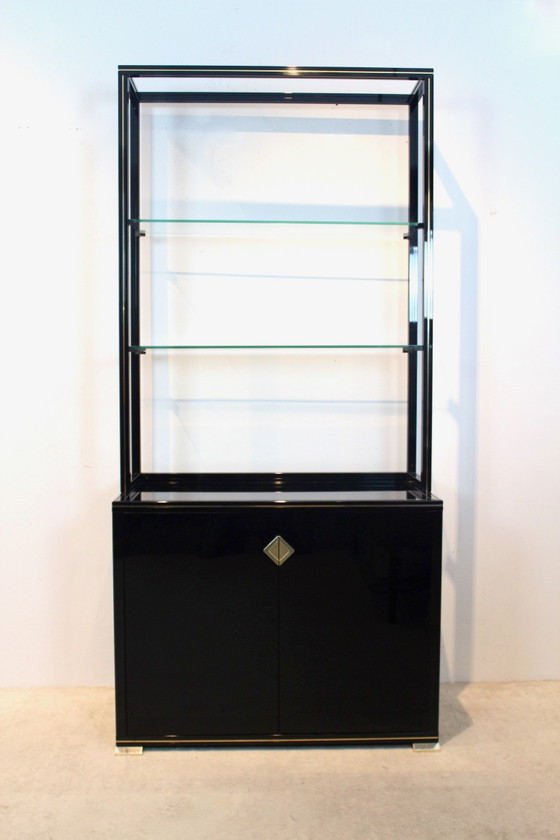 Pierre Vandel Paris Meuble français laqué noir avec étagères de présentation, Vaisseliers, Or, Verre, Doré (photo 10 sur 10)