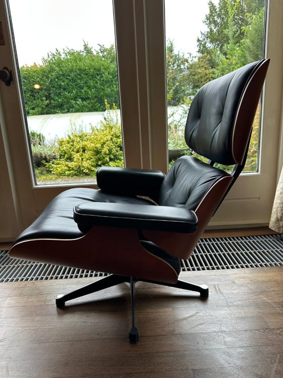 Vitra Eames Lounge Chair plus Ottoman WH:L – Poltrone, Leather, Wood (photo 6 of 13)