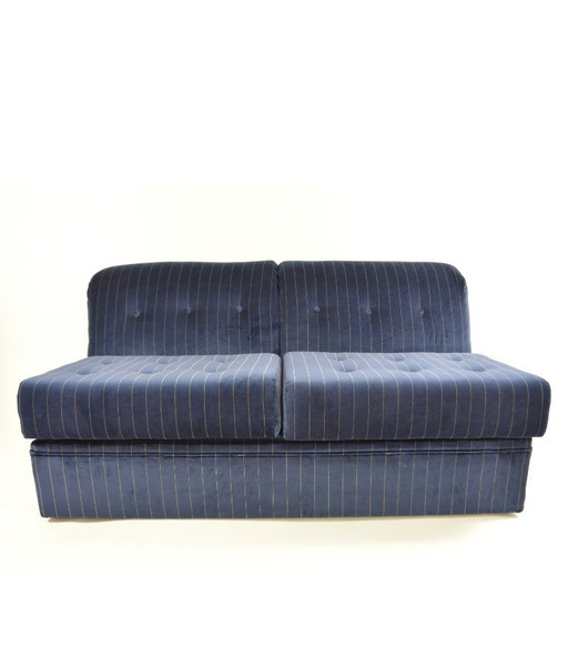 Blauw gestreepte slaapbank