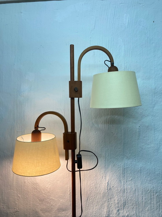 Image 1 of Domus dubbele booglamp van teakhout, design uit de jaren 70.