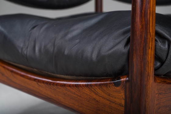 Image 1 of Mid Century Moderne Deense Palisander fauteuils en salontafel van Kristian Vedel voor Sören Willadsen, jaren 1960, set van 3