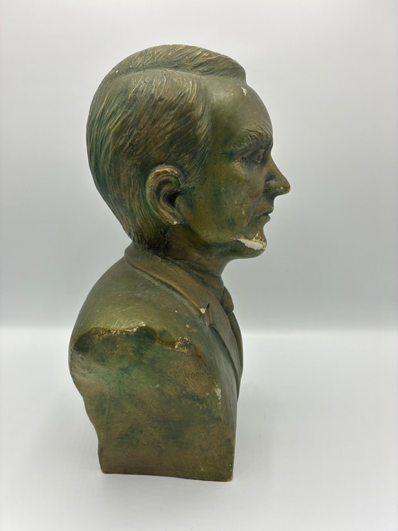 Keramikbüste, signiert David – Coimbra 1994 – Porträt eines Mannes, Bronzepatina – Bildhauerei (photo 2 of 9)