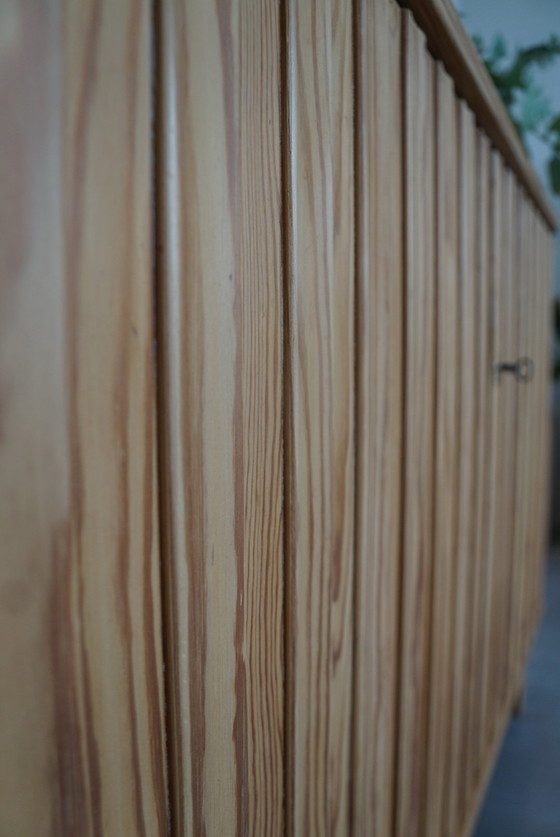 Image 1 of Side board Göran Malmvall voor Svensk Fur 