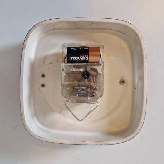 Image 1 of Jaren 70 vintage klok keramieke keukenklok oranje gele klok