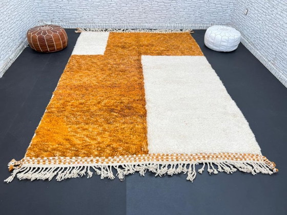 Image 1 of Tapis marocain artisanal en laine 250cmx150cm