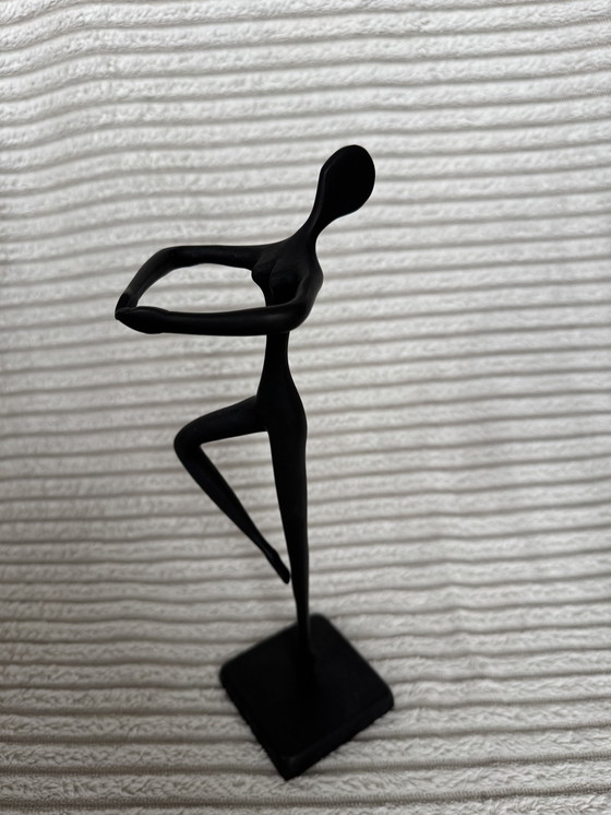 Image 1 of Figurines de ballerines IKEA par Bodrul Khalique